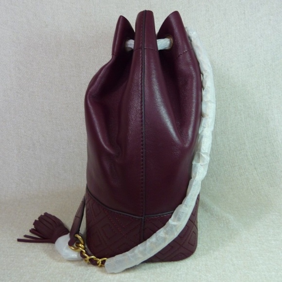 NEW Tory Burch Fleming Imperial Garnet Burgundy Leather Medium Bucket Tote Bag - Picture 5 of 12